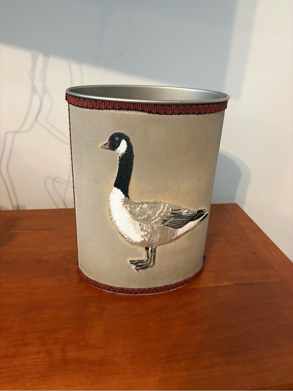 Vintage Canada Goose Wastebasket Cottagecore Country Decor - Picture 2 of 9